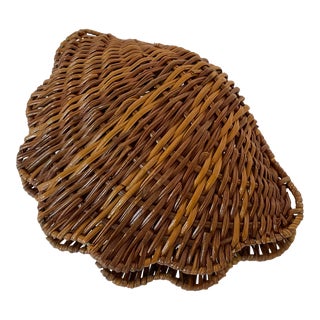 Vintage Coastal Trompe L’Oeil Wicker Clam Shell Basket. For Sale