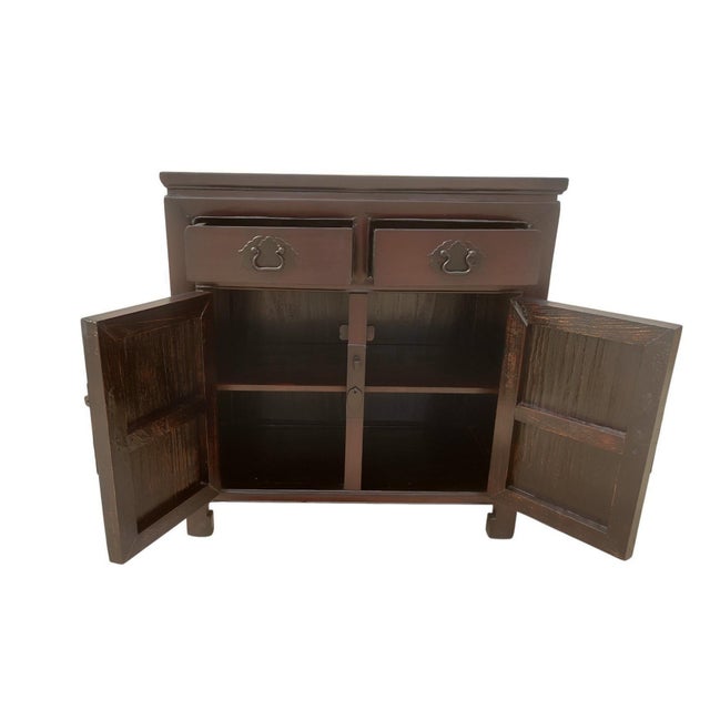 Late 20th Century 2-Drawer Elm Accent Cabinet For Sale In Greensboro - Image 6 of 7