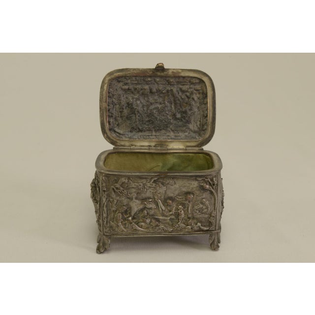 Metal Silver-Plated Embossed Copper Box, Early 19th Century For Sale - Image 7 of 15
