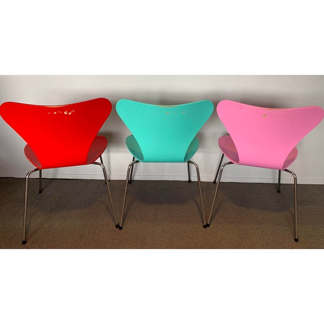 Butterfly Chairs by Arne Jacobsen for Fritz Hansen, 1990s, Set of 7 For Sale - Image 11 of 17