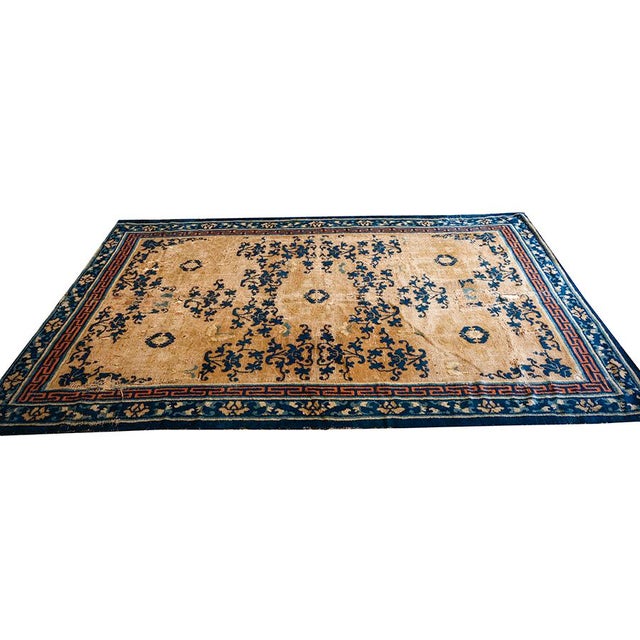 1880s Antique Beige Field Medallion Greek Key Handknotted Chinese Ningxia Rug For Sale - Image 4 of 10