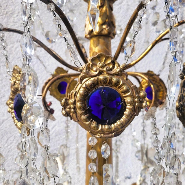 Genoese Chandelier in Gilded Wood and Crystal, Early 19th Century For Sale - Image 4 of 16