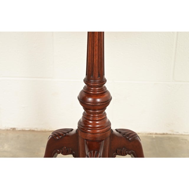 Smith & Watson Georgian Mahogany and Burl Wood Pedestal Tea Table For Sale - Image 9 of 14