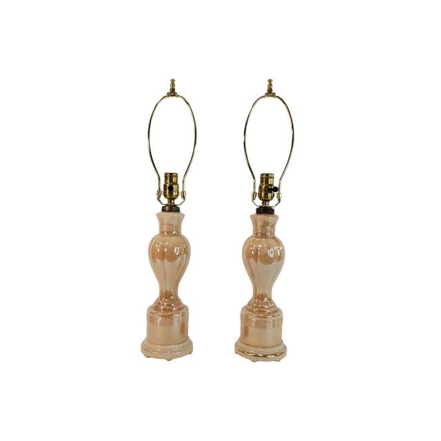 Pair of 1940s Aladdin Alacite G311 Table Lamps - Golden Lustre For Sale
