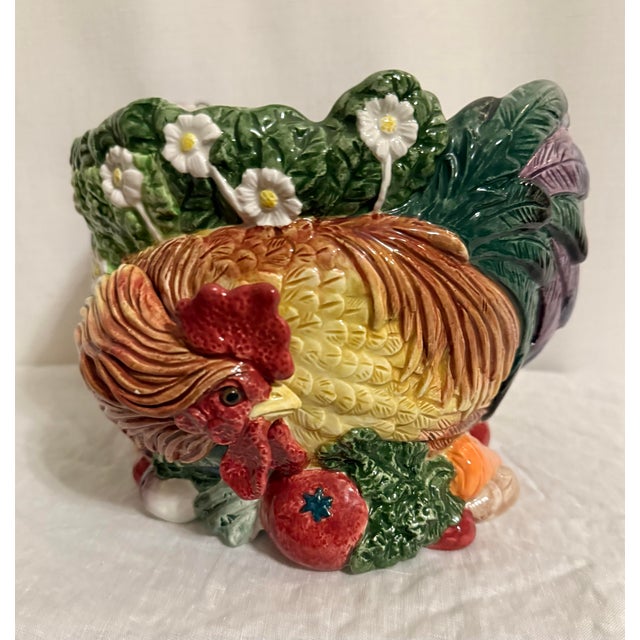 Fitz and Floyd Stunning Vintage Fitz and Floyd Classics Coq Du Village Rooster Cachepot Planter For Sale - Image 4 of 9