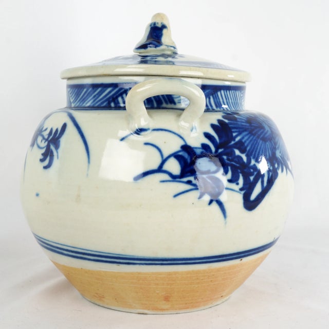 Large Chinese Blue and White Porcelain Floral Tea Pot C. 1900 For Sale - Image 4 of 13