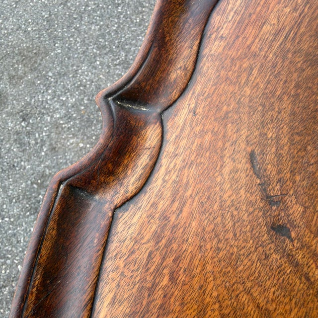 Oxblood Red A Fine Antique George III Mahogany Carved Pie Crust Tilt Top Tea Table, 18th Century For Sale - Image 8 of 18