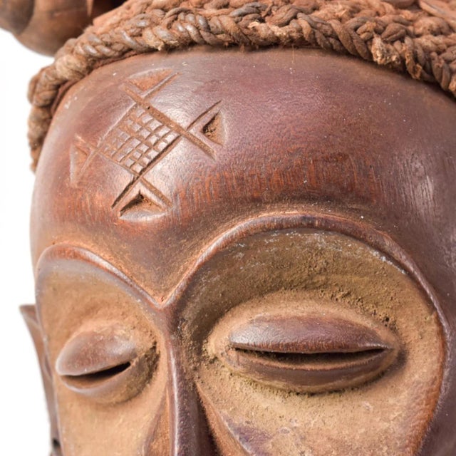 This mask comes from the Chokwe. It belongs to the famous category known as Mwana pwo and had performed during the...