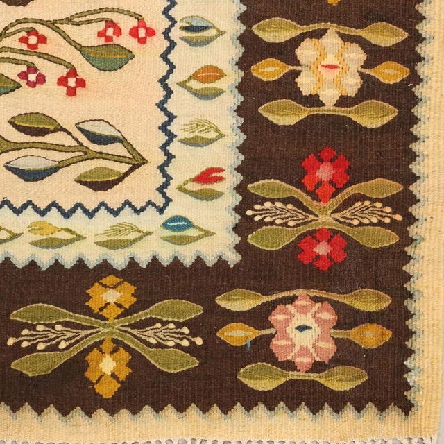 Middle Eastern Kilim Rug in Wool For Sale - Image 6 of 9