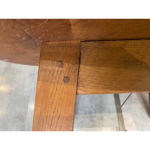 Brown Round Coffee Table in Oak, 1950 For Sale - Image 8 of 18