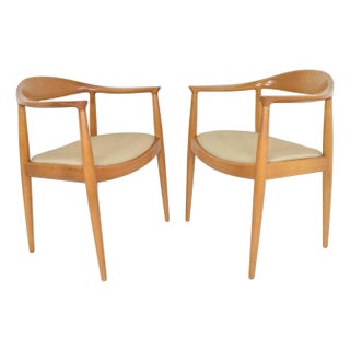 Mid 20th Century Pair of Hans Wegner Round Chairs For Sale