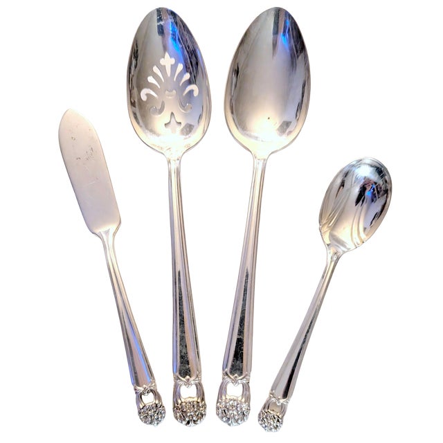 Vintage 1847 Rogers Bros. Silverplate Flatware Set - "Eternally Yours" - 52 Pieces With Original Anti-Tarnish Chest For Sale - Image 11 of 13