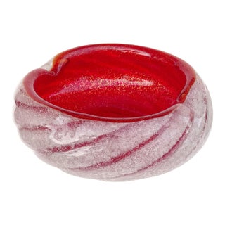 Vintage Murano Seguso Vetri d'Arte Gold Flecks Red Pulegoso Technique Italian Art Glass Ashtray Bowl For Sale