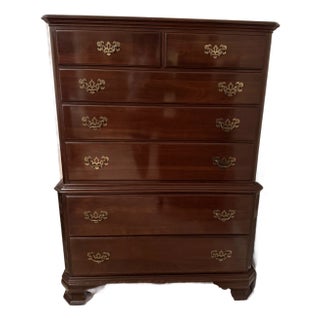 1970s Ethan Allen Classic Manor Chest of Drawers For Sale