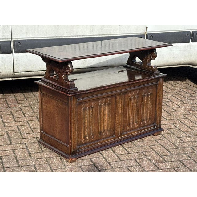 Oak Monks Hall Bench with Carved Lions &n Heraldic Crest For Sale - Image 10 of 13