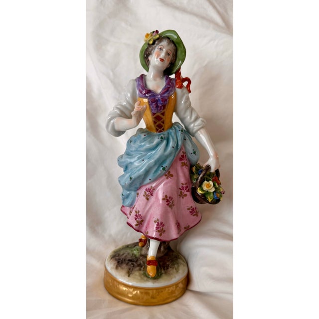 Rococo Pair of Volkstedt German Porcelain Flower Seller Figurines For Sale - Image 3 of 12