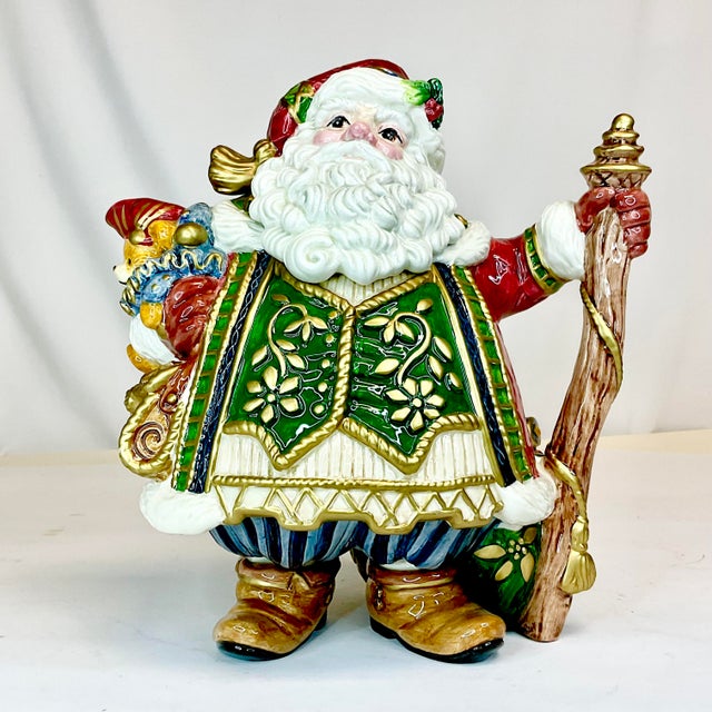 American 1980s Vintage Majolica Hollywood Regency Americana Fitz & Floyd Christmas Santa Tea Pot. For Sale - Image 3 of 10