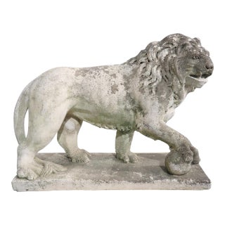 A French Medici Style Lion in Reconstituted Stone, 20th C For Sale