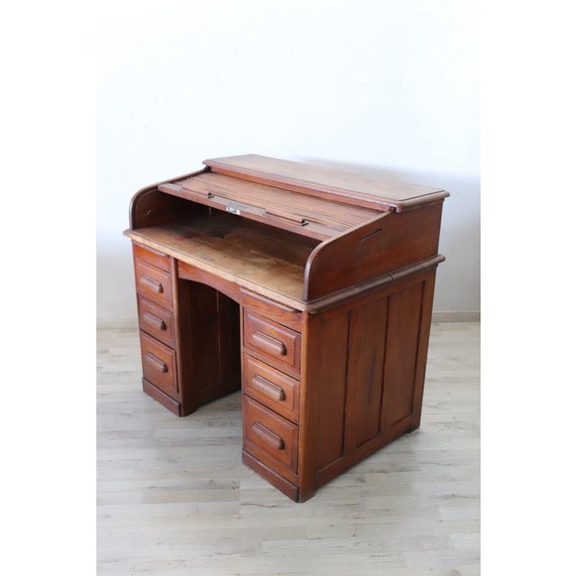 Early 20th Century Roll Top Desk in Oak For Sale - Image 14 of 16