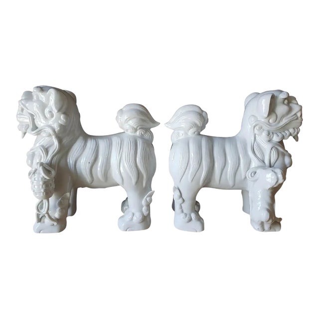 Mid-Century Japanese Blanc De Chine Shishi Lion Dogs - Staffordshire Style Standing Pair For Sale