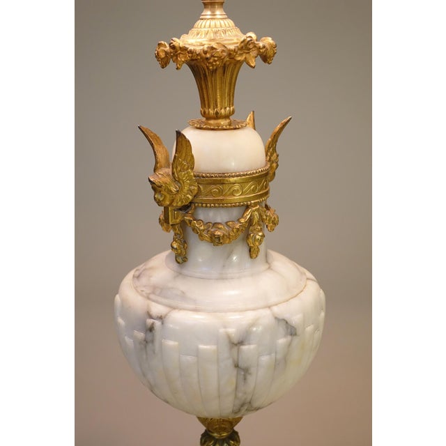 1910s 1910s Elaborate Victorian Neoclassical Bronze Gilt Urn Marble Table Lamp For Sale - Image 5 of 14