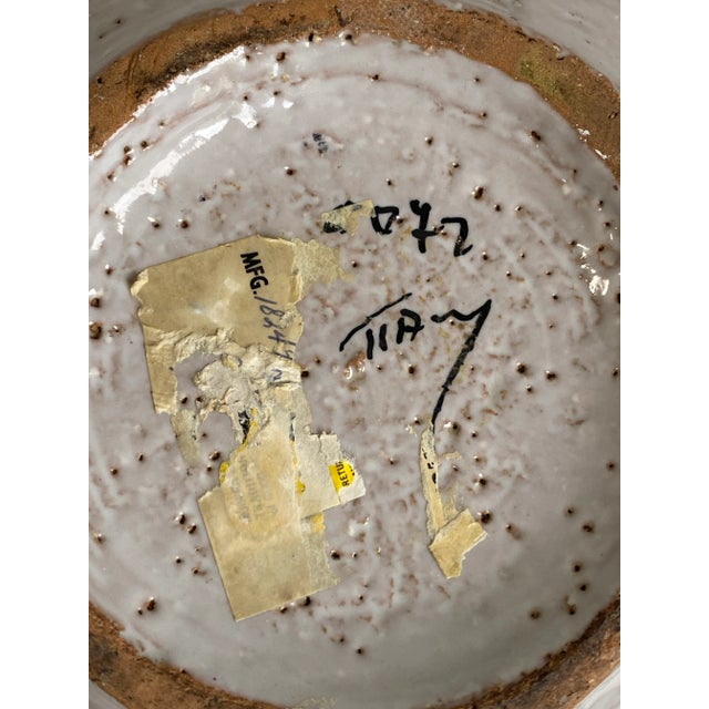 Metal Mid Century Aldo Londi for Bitossi White Medallion Vase 1960s For Sale - Image 7 of 7