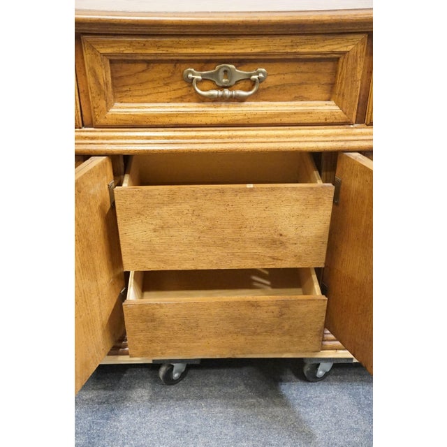 Bassett Furniture Solid Oak Traditional American Colonial Revival 70" Triple Door Dresser 2085-247 For Sale In Kansas City - Image 6 of 15