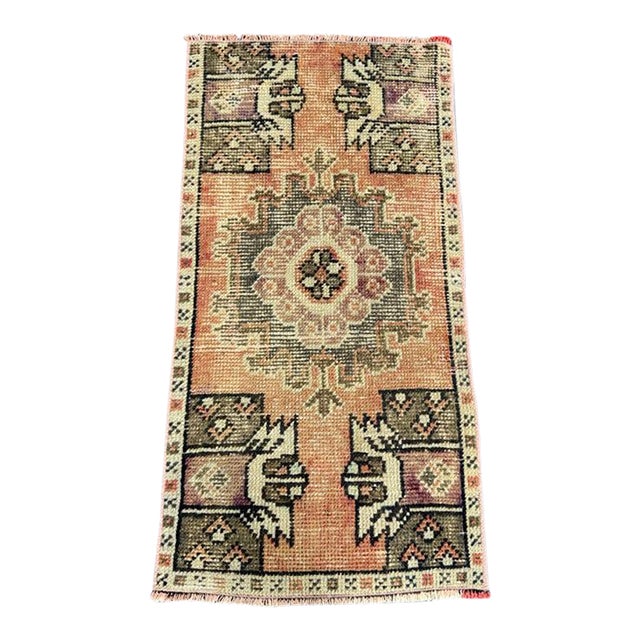 Turkish Yastik Rug 1'6" x 2'10" For Sale