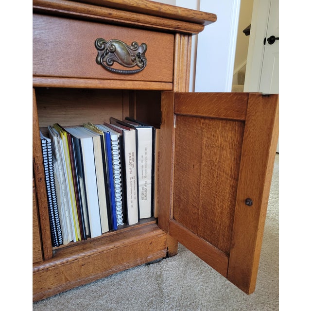 Brown 1900-1909 Tiger Oak Washstand For Sale - Image 8 of 16