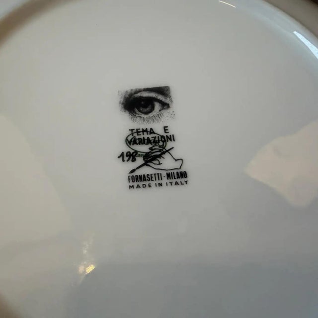 Four 1970s 26 Cm Porcelain Wall Plates Temi E Variazioni by Piero Fornasetti For Sale - Image 9 of 13