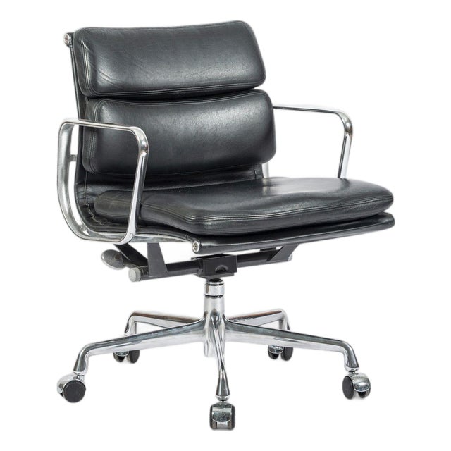 Eames for Herman Miller Soft Pad Black Leather Desk Chair 2000s For Sale