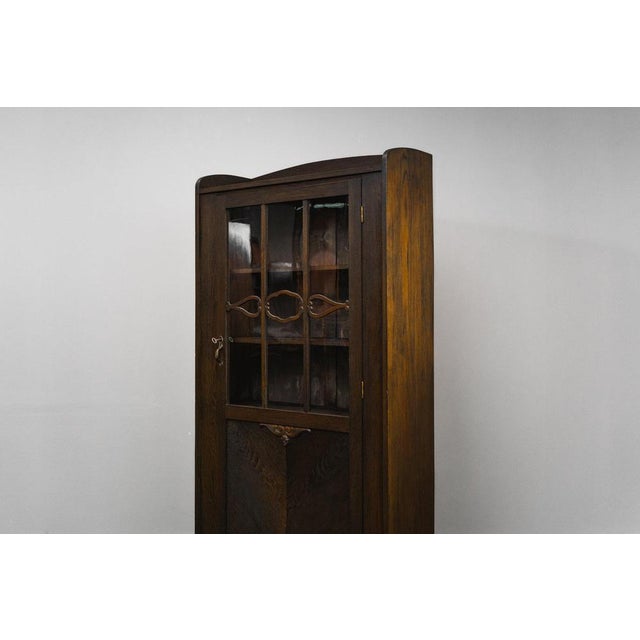 Art Nouveau Bookcase in Oak For Sale - Image 14 of 18