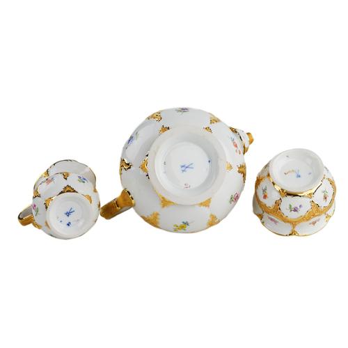 Tea and Coffee Service from Meissen, Set of 22 For Sale - Image 6 of 10