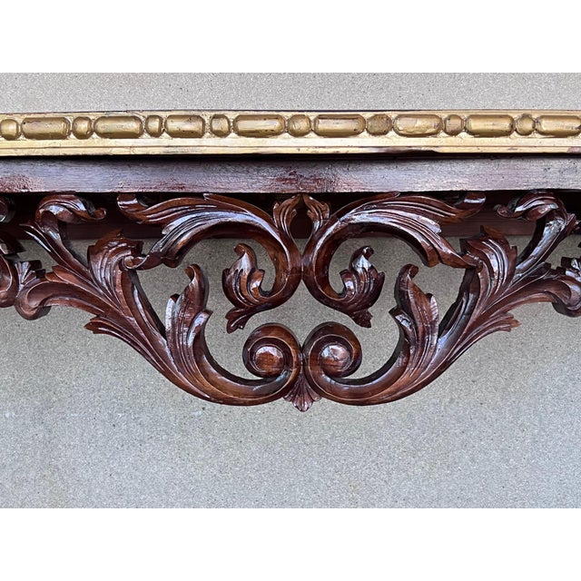 Early 20th Century Large French Regency Carved Walnut Console Table with Gilted Edges For Sale - Image 4 of 18