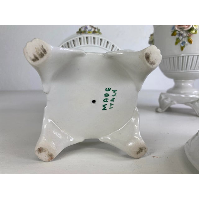 Vintage Mid Century Delicate Italian Porcelain Urns. For Sale In Philadelphia - Image 6 of 11