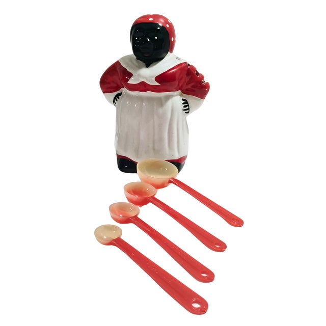 1960s Vintage Americana Aunt Jemima Ceramic Measuring Spoons Holder Set 6" For Sale - Image 5 of 11