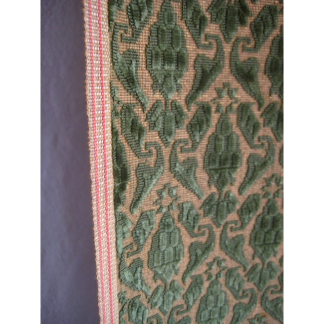 Late 19th Century Italian Roll of Cut Velvet 8 Yards Bevilacqua Style For Sale - Image 5 of 7