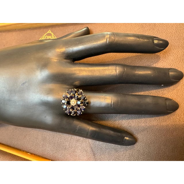 2.5 Carat Oval Blue Sapphire and Diamond Cocktail Ring in 14 Karat Gold Estate For Sale - Image 9 of 18