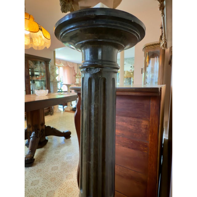 19th-Century Green Italian Marble Pedestal For Sale - Image 4 of 7
