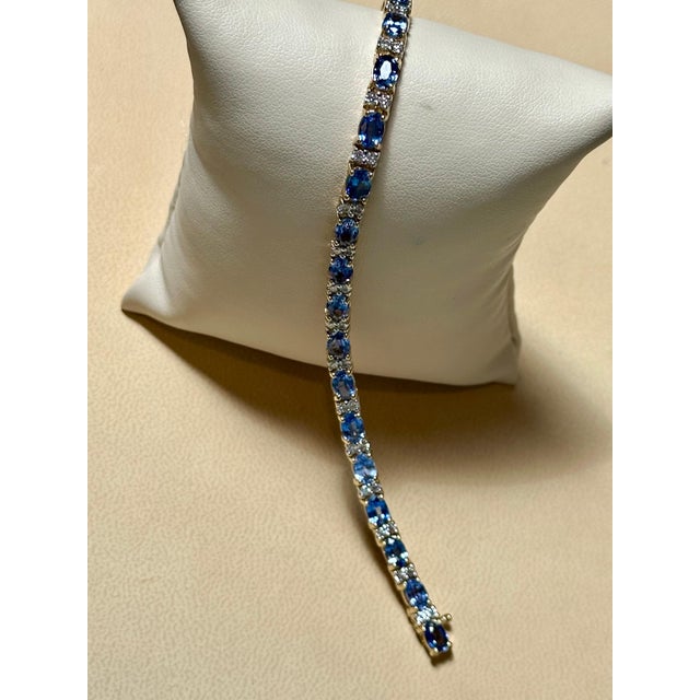 12 Carat Natural Sapphire & Diamond Cocktail Tennis Bracelet 14 Kt Yellow Gold For Sale - Image 4 of 18