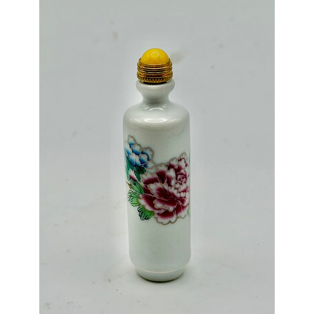 2020s Painted Porcelain Tubular Shape Snuff Bottle For Sale - Image 5 of 12