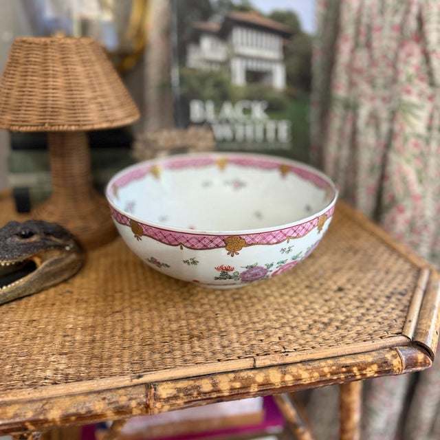 Large Vintage Chinese Famille Rose Pink Floral Hand-Painted Porcelain Bowl For Sale - Image 11 of 11