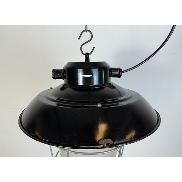Mid-Century Modern Industrial Black Enamel Factory Hanging Lamp from Elektrosvit, 1960s For Sale - Image 3 of 15