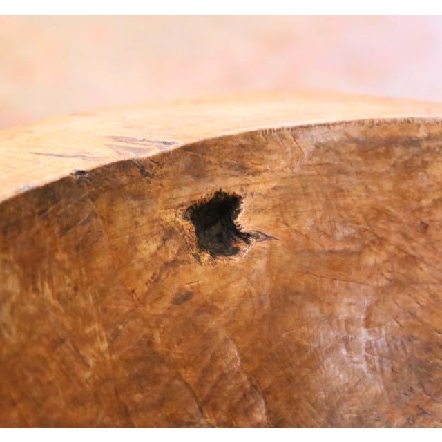 Tan 19th Century French Elm Dough Bowl With Hand-Carved Handle For Sale - Image 8 of 9