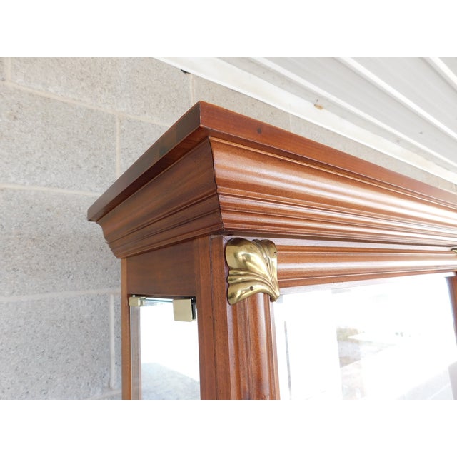 Traditional Pulsaski Cherry Curio Lighted Display Cabinet 28"w For Sale - Image 3 of 15