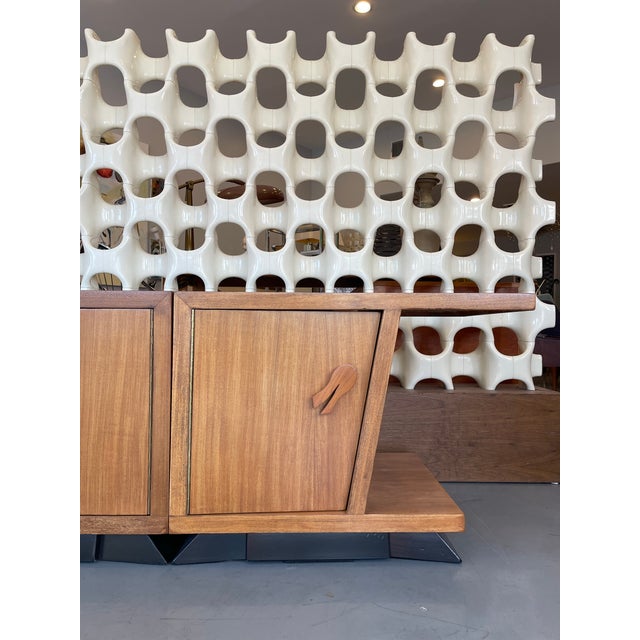 1950s Nightstands Attributed to Maximilian for Karp Furniture. For Sale - Image 10 of 11