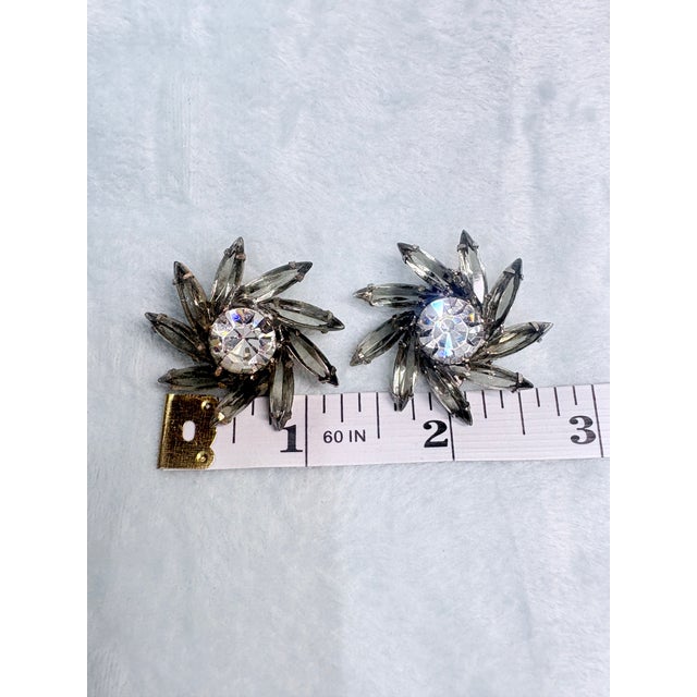 1960s Juliana D&E Brooch Earrings Set Black Diamond Navettes Crystal Starburst, 3 Pieces For Sale In Salt Lake City - Image 6 of 11