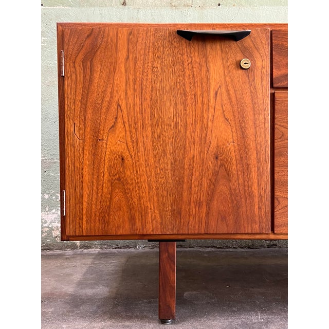 1960s 1960s Jens Risom (Attributed) 72” Walnut Credenza, Refurbished W/ Restored Top For Sale - Image 5 of 12