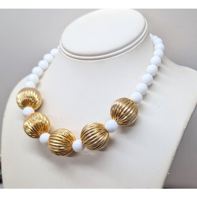American Vintage 1980s Signed Les Bernard Goldtone White Beaded Necklace For Sale - Image 3 of 7