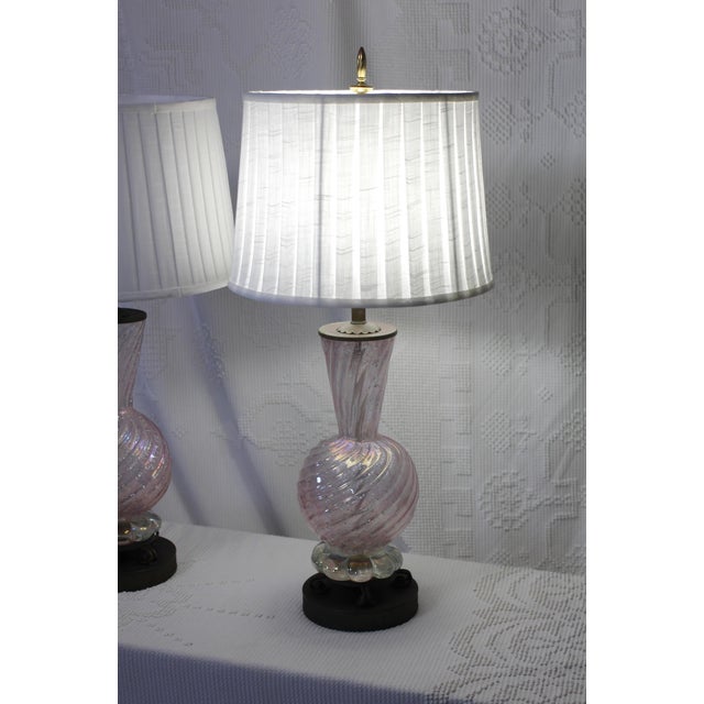 1950s 1950s Mid-century Modern Barovier Toso Murano Glass Lamp With Pleated White Shades - a Pair For Sale - Image 5 of 10